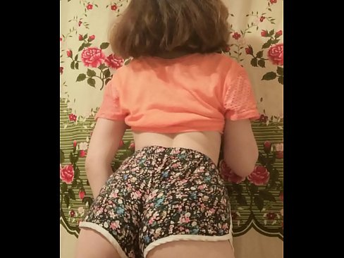 ❤️ Seksīga jauna skaistule izģērbjas no šortiem kamerā Kaltais porno pie lv.hentai-id-tv.ru ❌❤