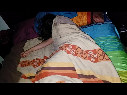 ❤️ Pāvests, kas bārdina savu jauno pamāti, kamēr viņa guļ. Kaltais porno pie lv.hentai-id-tv.ru ❌❤