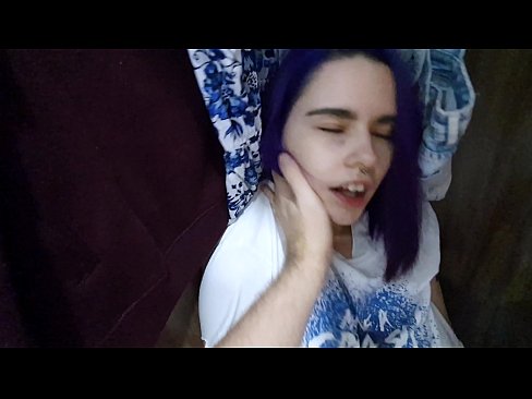❤️ Atradu savu māsu skapī un palīdzēju viņai beigt. Kaltais porno pie lv.hentai-id-tv.ru ❌❤